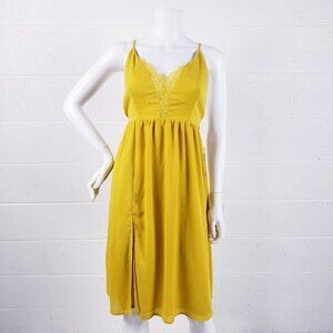 Lulu’s Melena Mustard Yellow Lace Backless V-Neck Sleeveless Midi Dress‎ Size XS